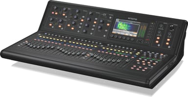 M32 LIVE, image 4 of 4